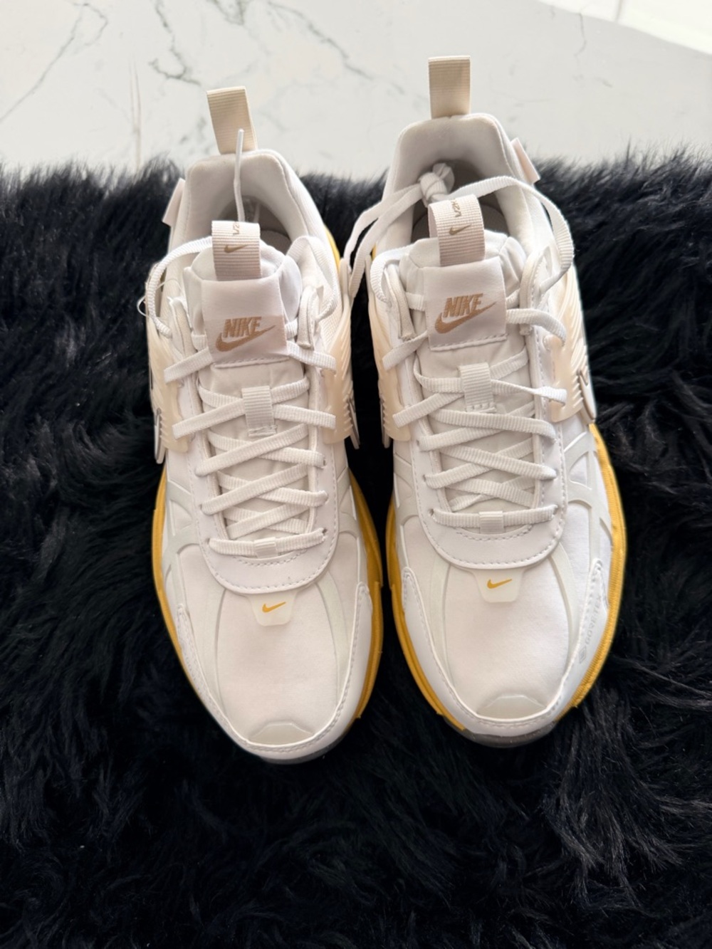 Nike V2K RUN GTX - Picture 7 of 11